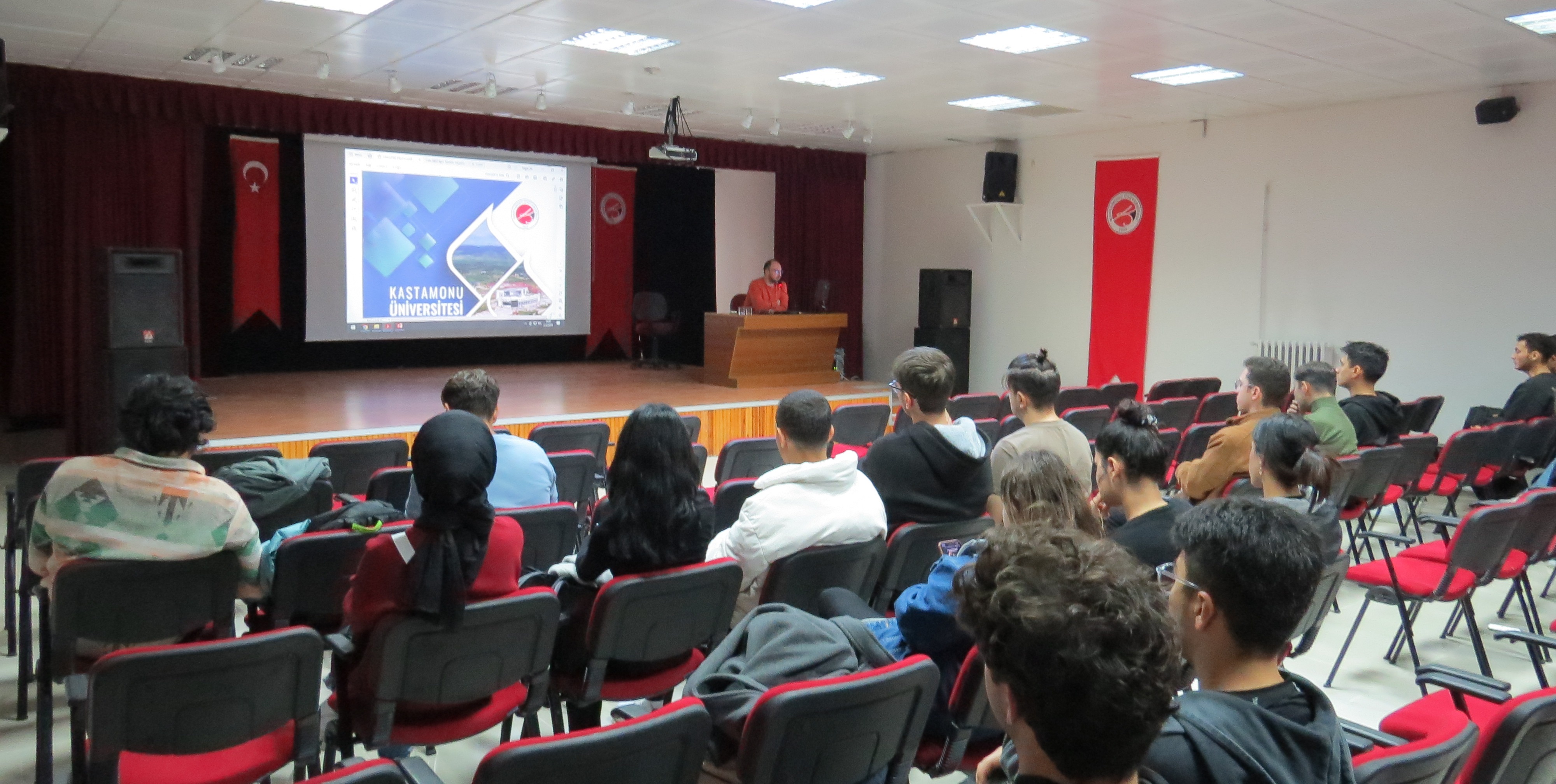 Bilgisayar Tekonolojileri Bölümüne Oryantasyon Eğitimi Verildi