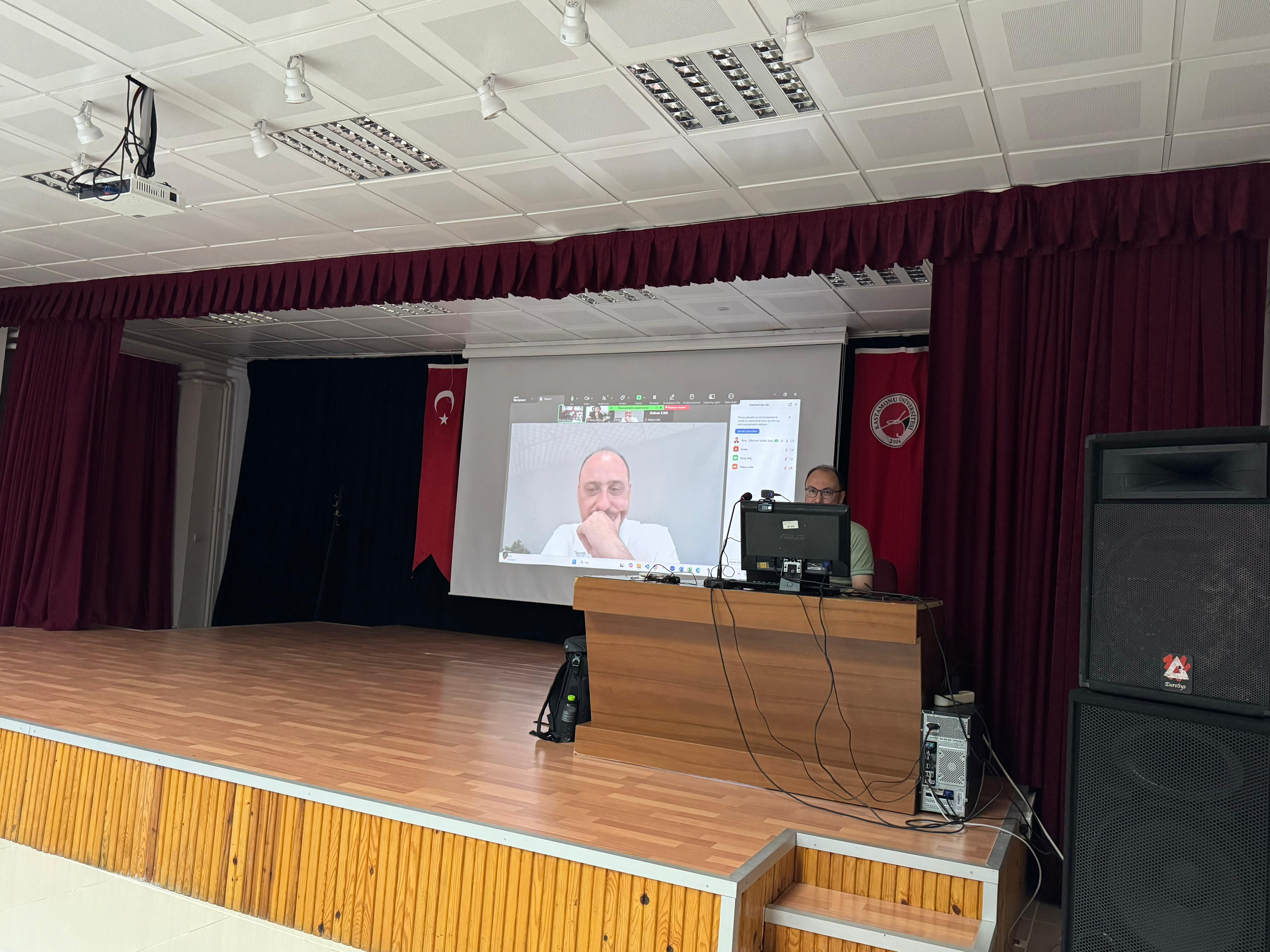Meslek Yüksekokulumuz Bilgisayar Teknolojileri Bölümü Bilgisayar Programcılığı Programının İç ve Dış Paydaş Toplantısı