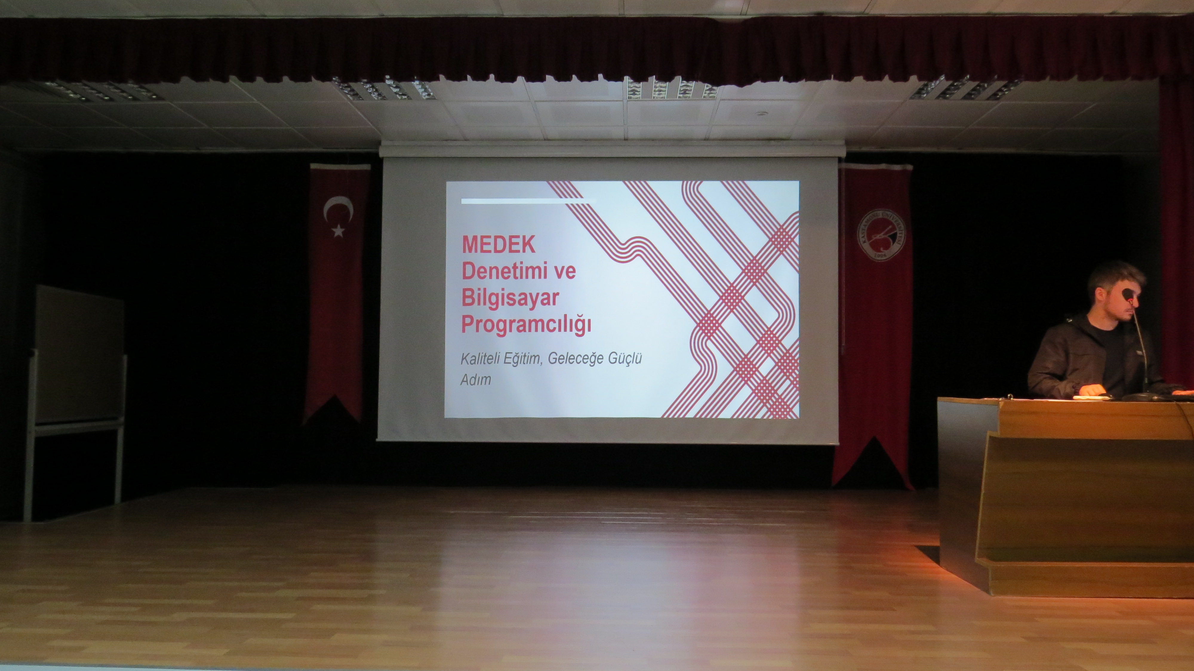 Bilgisayar Teknolojileri Bölümü Öğrencilerine MEDEK Hakkında Bilgilendirme Toplantısı Yapıldı